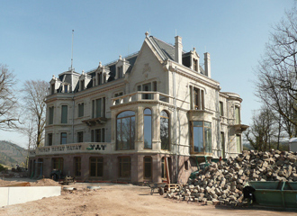 Schloss vorn